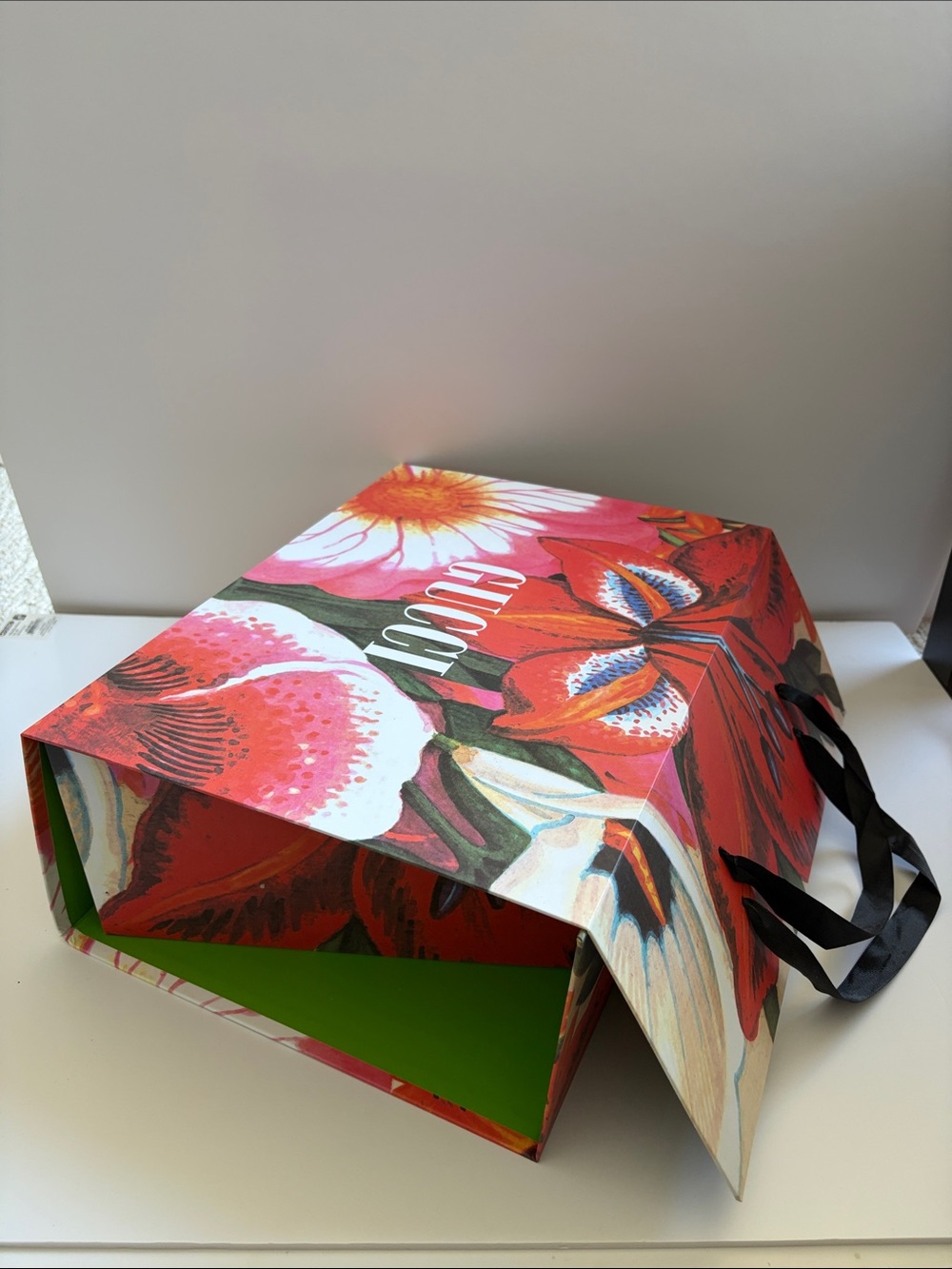 Gucci Floral Print Gift Bag in Red, Pink, Green